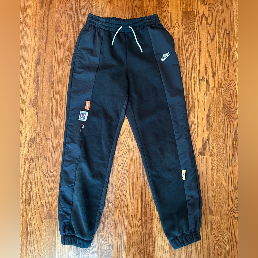 Nike Sportswear Icon Clash Pants